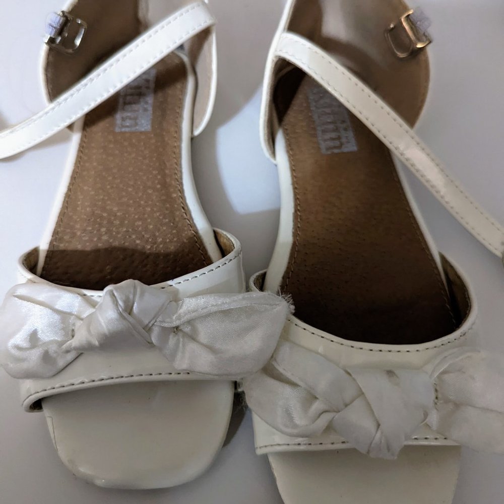 Dress sandals